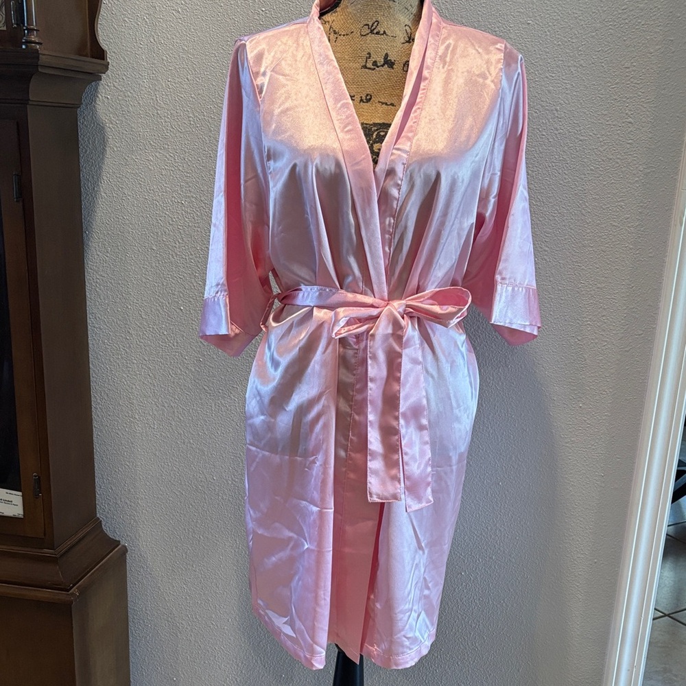 Luxurious Pink Satin Women's Robe